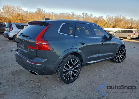 2018 Volvo Xc60 T5 Inscription z USA, uszkodzony, nr VIN YV4102RL5J1036014